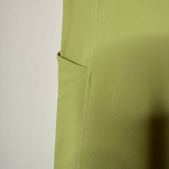 Fabletics Oasis PureLuxe High Waisted 7/8 Bright Green Leggings - Picture 4 of 5